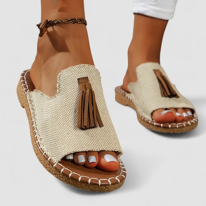 Leena - Bekväma och Platta Ortopediska Sandaler