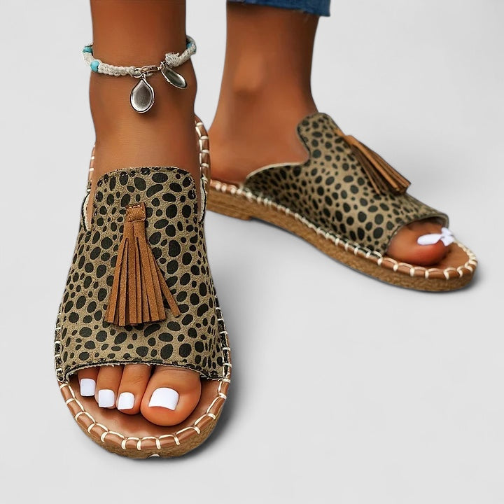 Leena - Bekväma och Platta Ortopediska Sandaler